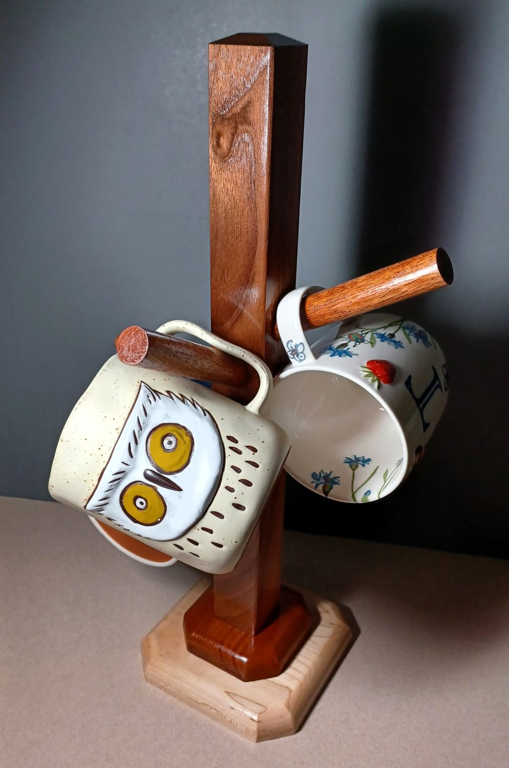Walnut Mug Stand